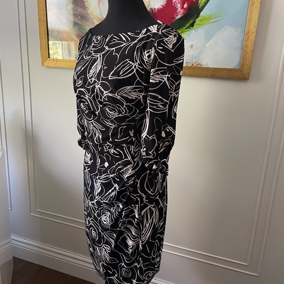 Karl Lagerfeld / NEW Lovely Flattering Ruched Dress Sz 6 - Picture 2 of 8